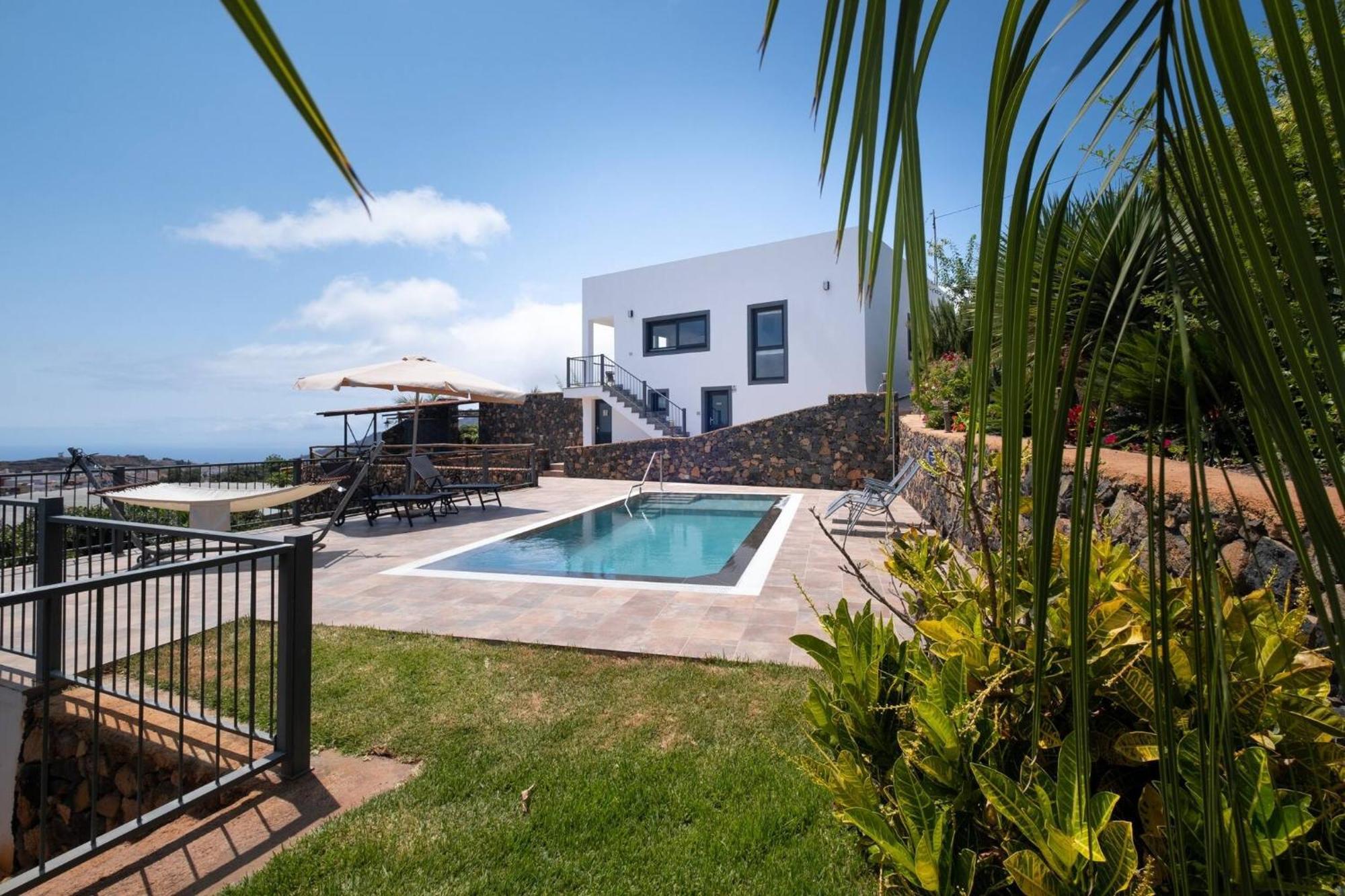 Villa La Graja By Huskalia - Private Pool Los Llanos De Aridane Exterior foto